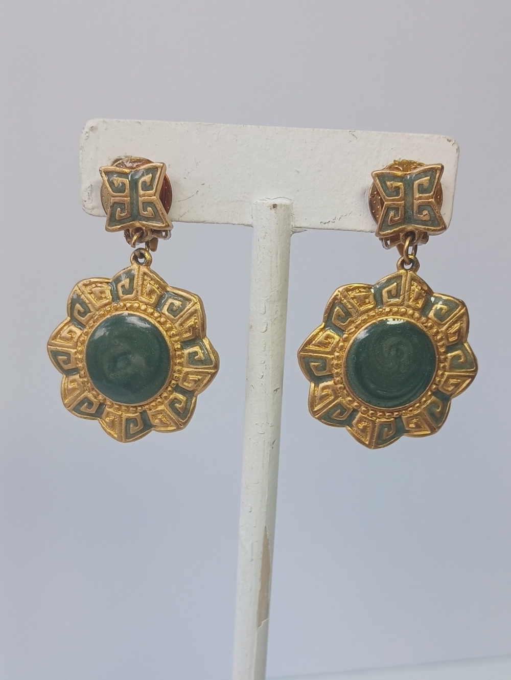 Vintage Gold Tone Greek Key Jade Enamel Dangle Clip-on Earrings